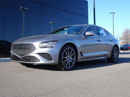 2024 Genesis G70 2.5T RWD
