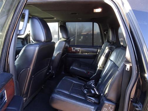 2016 Lincoln Navigator Select