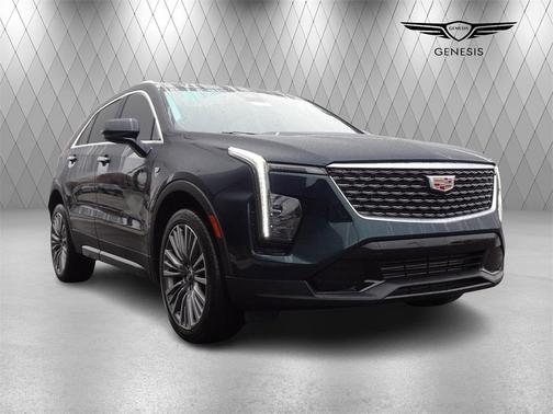 2024 Cadillac XT4 Premium Luxury