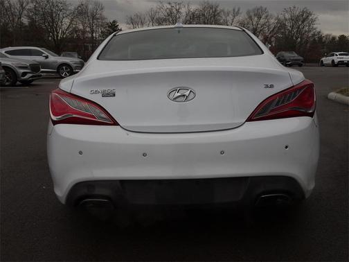 2014 Hyundai Genesis Coupe 3.8 Grand Touring