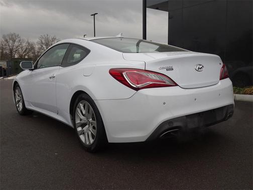 2014 Hyundai Genesis Coupe 3.8 Grand Touring