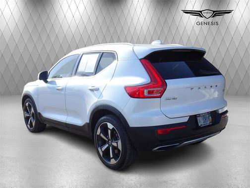 2019 Volvo XC40 T5 Inscription