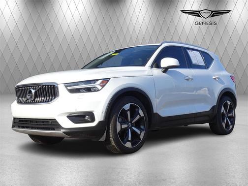 2019 Volvo XC40 T5 Inscription