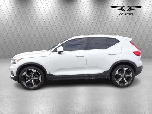 2019 Volvo XC40 T5 Inscription