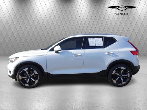 2019 Volvo XC40 T5 Inscription
