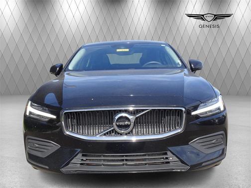 2019 Volvo S60 T6 Momentum