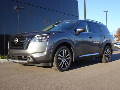 2025 Nissan Pathfinder Platinum 4WD