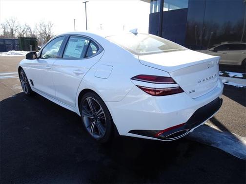 2025 Genesis G70 2.5T AWD