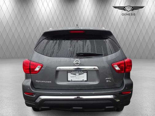 2019 Nissan Pathfinder SL