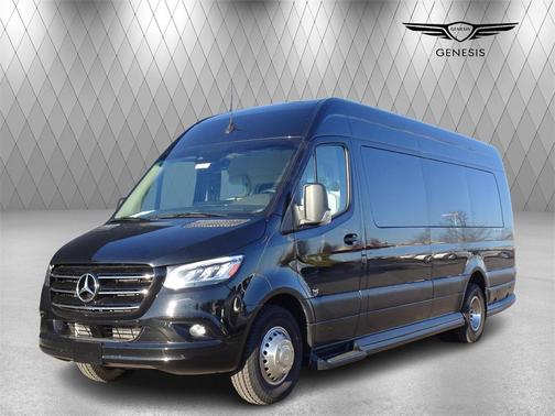 2023 Mercedes-Benz Sprinter 3500 Cargo 170 WB