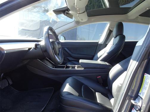 2018 Tesla Model 3 Mid Range