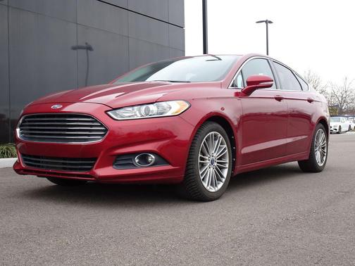 2013 Ford Fusion SE