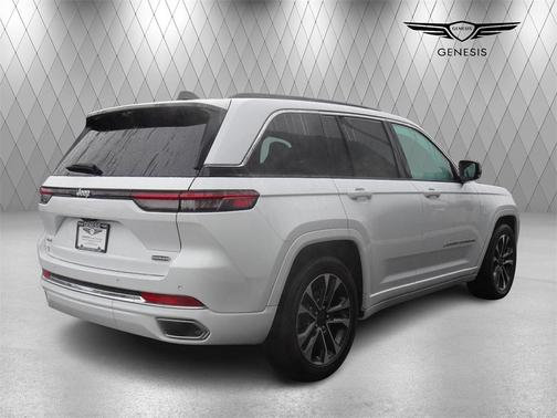 2025 Jeep Grand Cherokee Overland