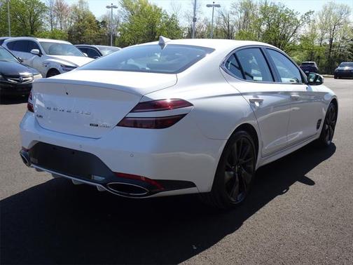2022 Genesis G70 3.3T AWD