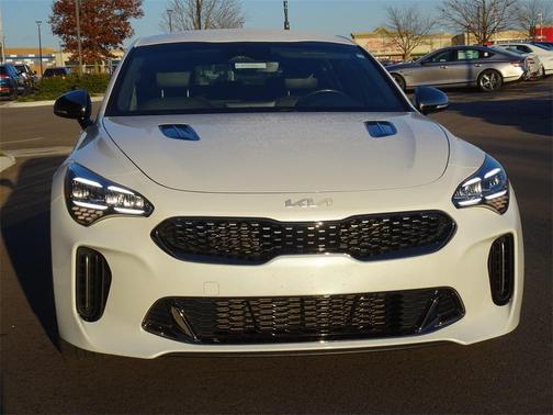 2022 Kia Stinger GT-Line