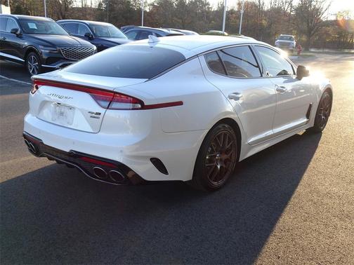 2022 Kia Stinger GT-Line
