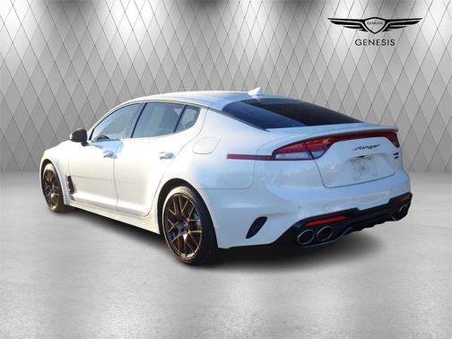 2022 Kia Stinger GT-Line