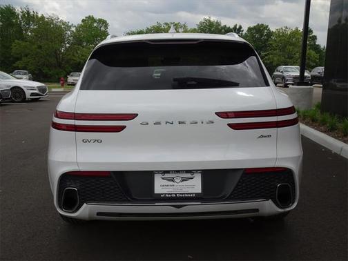 2025 Genesis GV70 2.5T AWD