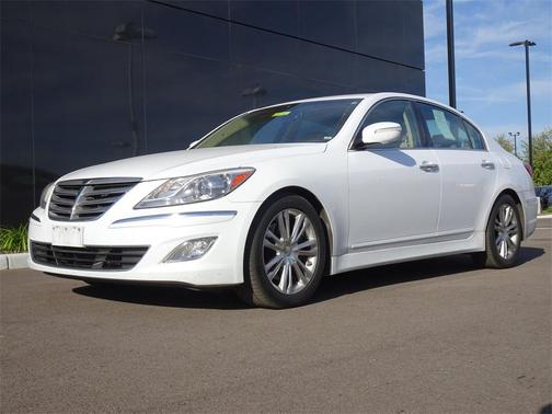 2014 Hyundai Genesis 3.8
