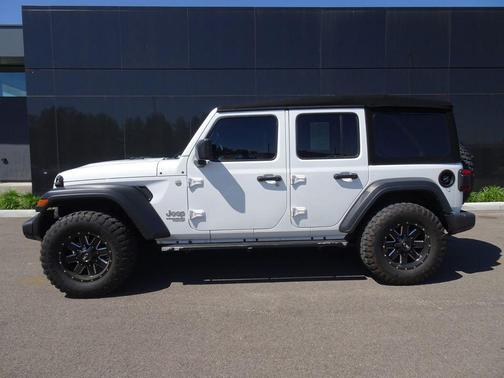 Bright White Clearcoat 2019 Jeep Wrangler Unlimited Sport