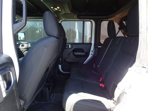 Bright White Clearcoat 2019 Jeep Wrangler Unlimited Sport