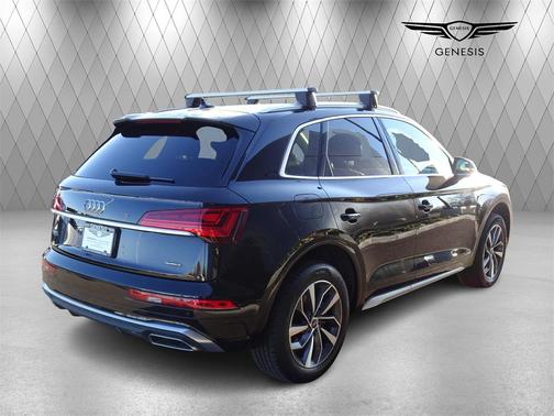 2022 Audi Q5 45 S line Premium