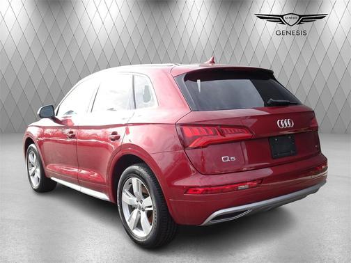 2019 Audi Q5 2.0T Premium Plus