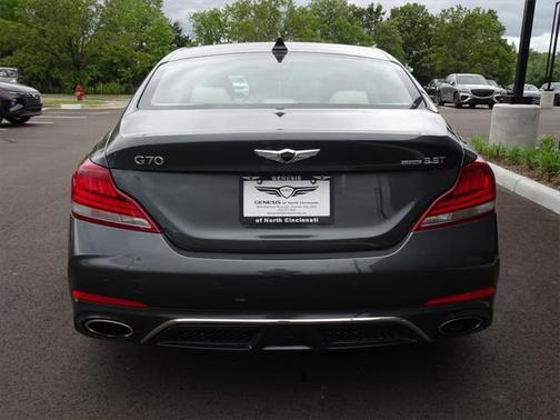 2019 Genesis G70 3.3T Design