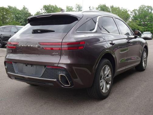 Barossa Burgundy 2023 Genesis GV70 2.5T AWD