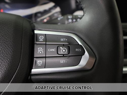 Granite Crystal Metallic Clearcoat 2023 Jeep Compass Limited