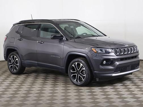 Granite Crystal Metallic Clearcoat 2023 Jeep Compass Limited