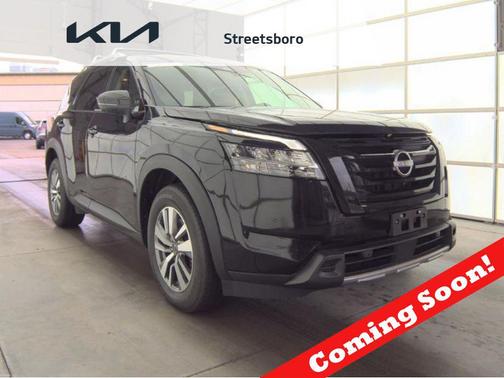 Super Black 2023 Nissan Pathfinder SL 4WD