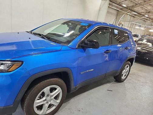 Laser Blue Pearlcoat 2023 Jeep Compass Sport