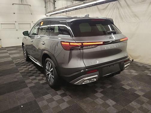 2022 INFINITI QX60 SENSORY