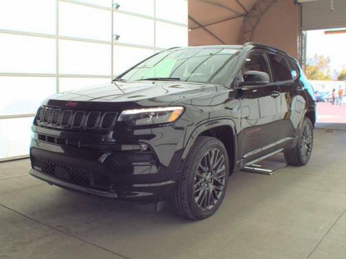 2023 Jeep Compass (RED) Edition 4x4