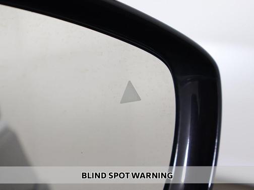 Ceramic Gray Clearcoat 2023 Chrysler Pacifica Limited