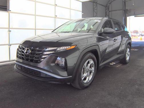 2022 Hyundai TUCSON SE