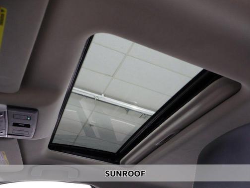 Super Black 2024 Nissan Altima 2.5 SL