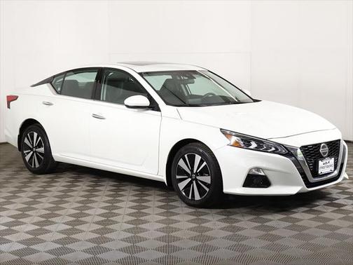 2022 Nissan Altima 2.5 SL