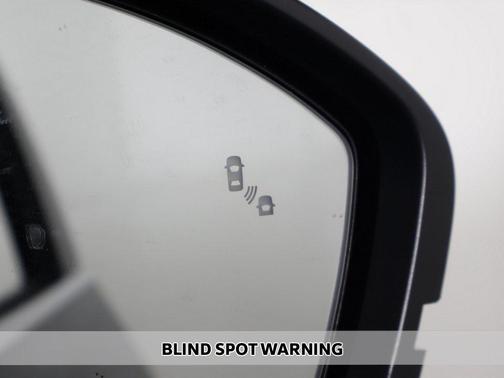 2024 Nissan Pathfinder S 4WD