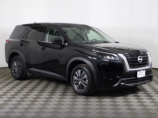 2024 Nissan Pathfinder S 4WD