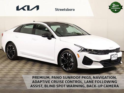 Glacial White Pearl 2023 Kia K5 GT-Line