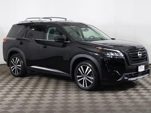 Super Black 2024 Nissan Pathfinder Platinum 4WD