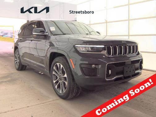 Baltic Gray Metallic Clearcoat 2023 Jeep Grand Cherokee L Overland