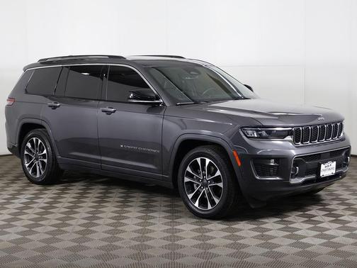 Baltic Gray Metallic Clearcoat 2023 Jeep Grand Cherokee L Overland