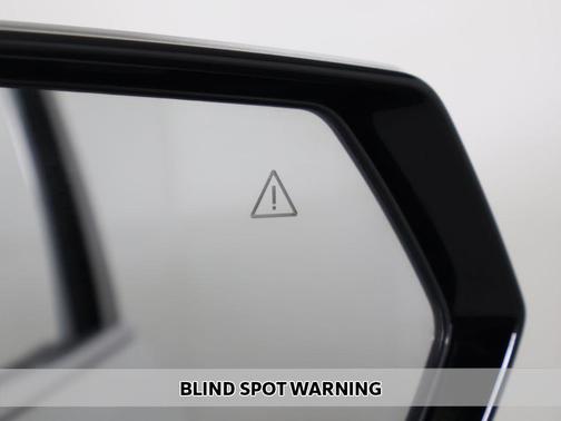 Snow White Pearl 2024 Kia EV9 Light Short Range