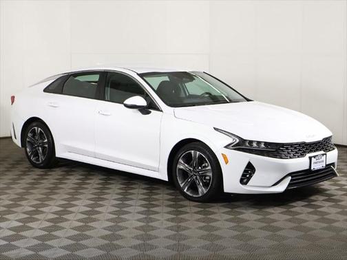 2022 Kia K5 LXS