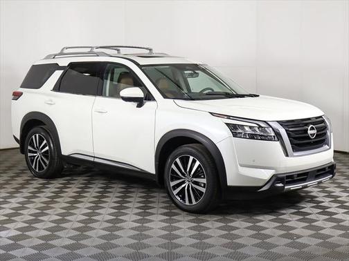2024 Nissan Pathfinder Platinum 4WD