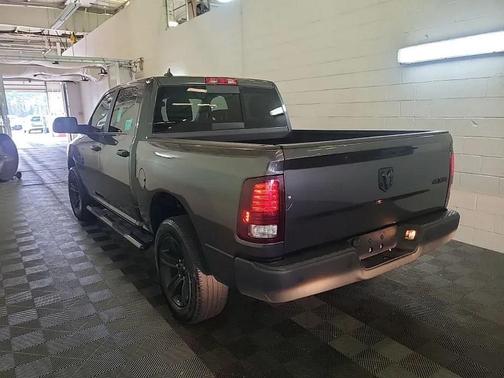2023 RAM 1500 Classic Warlock Crew Cab 4x4 5'7' Box