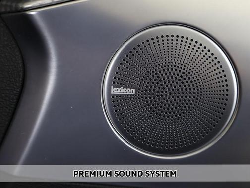 2023 Genesis G70 2.0T AWD